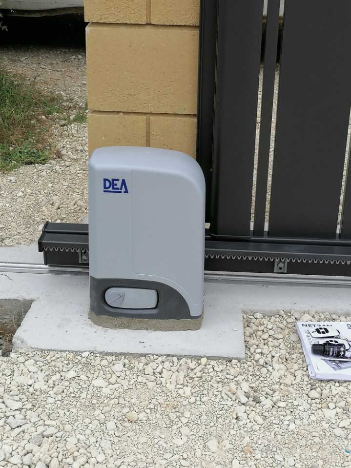 moteur-apparent-yvelines moteur de portail apparent